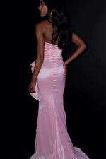 Load image into Gallery viewer, Sheath Strapless Satin Prom Dress