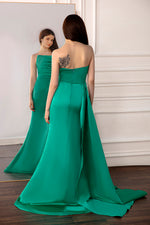 Load image into Gallery viewer, Green Strapless Ruched Prom Dress