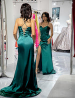 Load image into Gallery viewer, Dark Green Slit Sheath Prom Dress