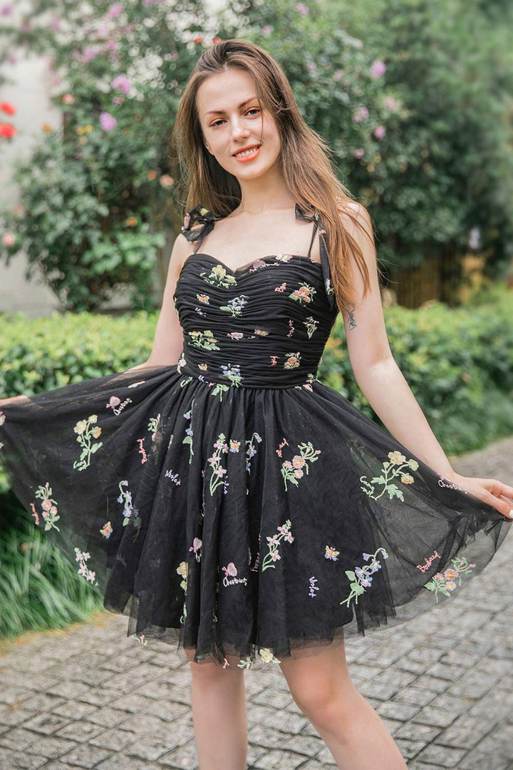 Cute Short Tulle Embroidery Homecoming Dress