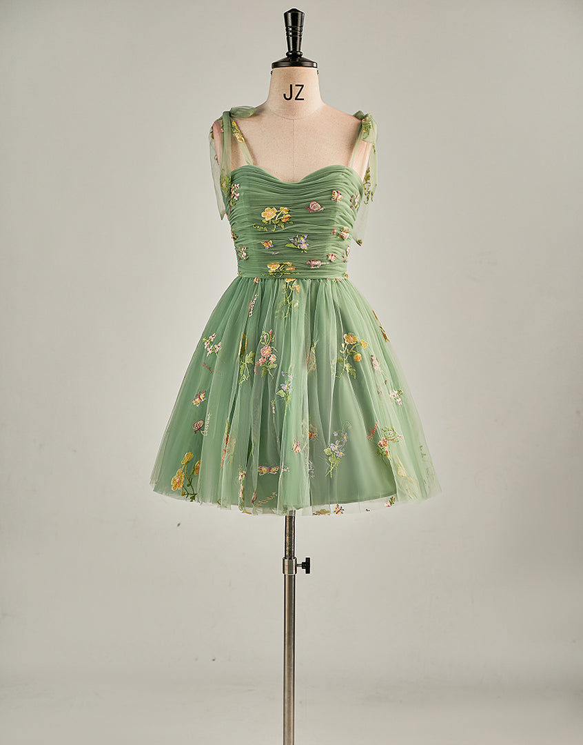 Cute Short Tulle Embroidery Homecoming Dress