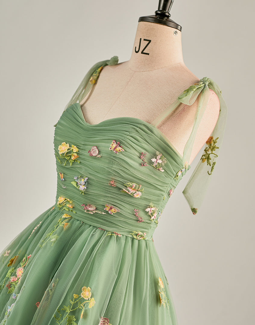 Cute Short Tulle Embroidery Homecoming Dress
