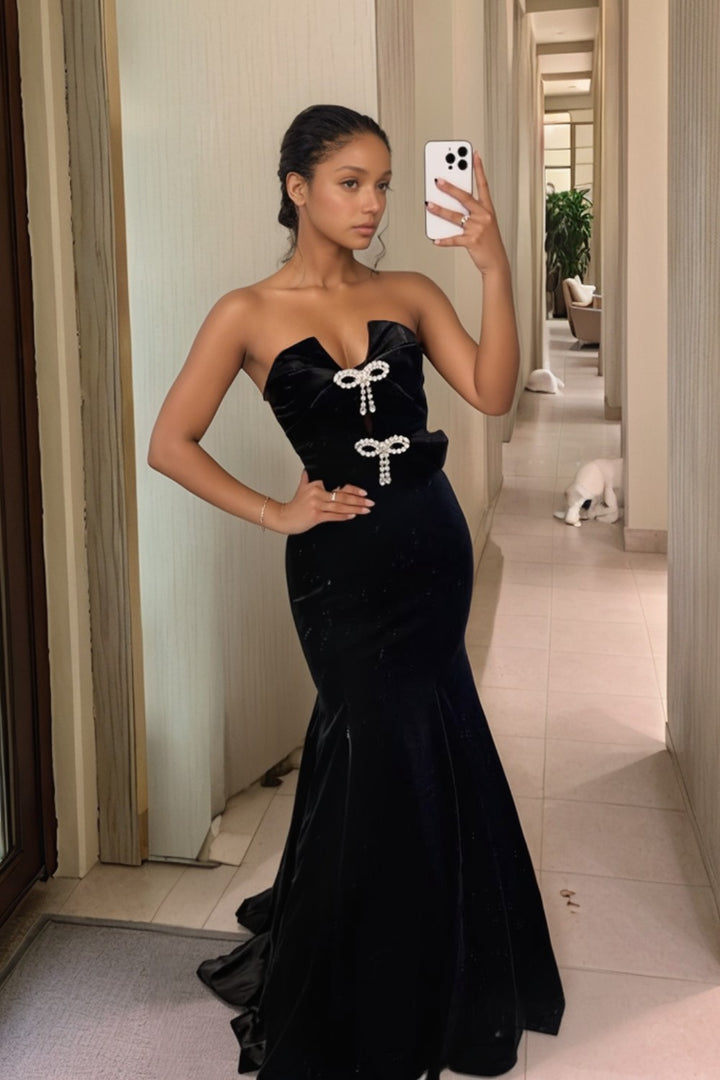Mermaid Black Velvet Long Prom Dress