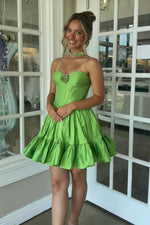 Load image into Gallery viewer, Sweetheart Satin Bubble Hem Corset Homecoming Dress
