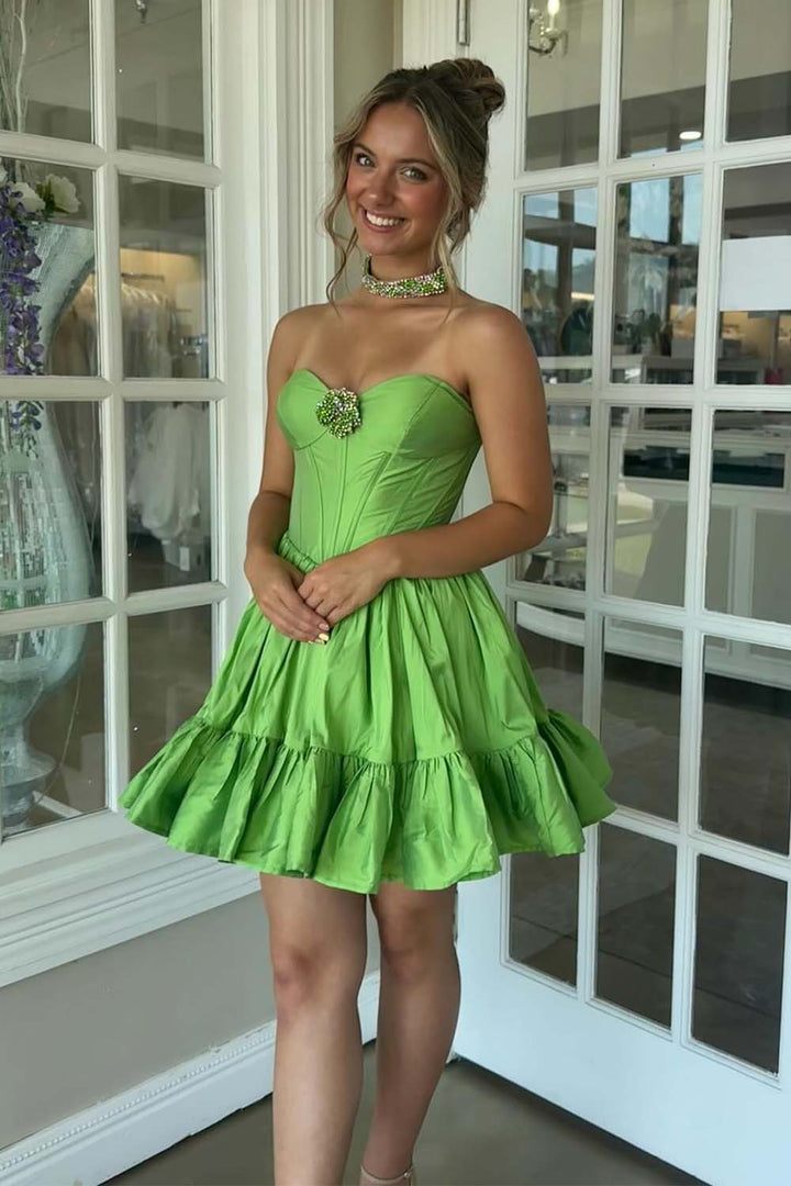 Sweetheart Satin Bubble Hem Corset Homecoming Dress