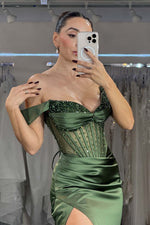 Load image into Gallery viewer, Dark Green Off the Shoulder Prom Dress with Beads
