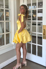 Load image into Gallery viewer, Yellow Bubble Hem Homecoming Dresses with Beads
